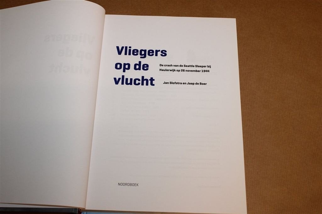 Vliegers op de Vlucht — WO2 Bommenwerper Crash Friesland, Boeken, Oorlog en Militair, Ophalen of Verzenden, Tweede Wereldoorlog