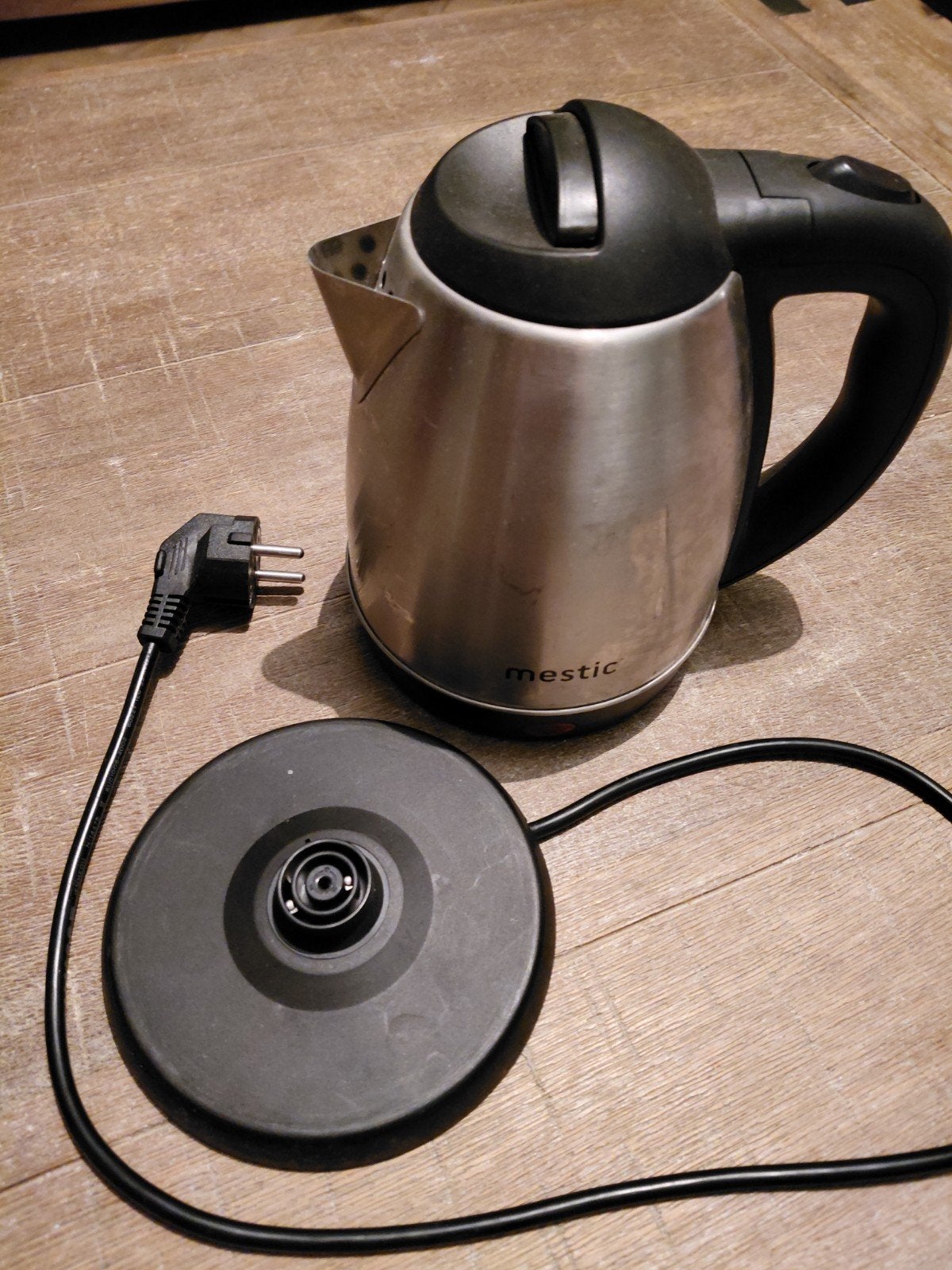 Waterkoker Mestic camping, Witgoed en Apparatuur, Waterkokers, 1 tot 2 liter, Ophalen, Zo goed als nieuw