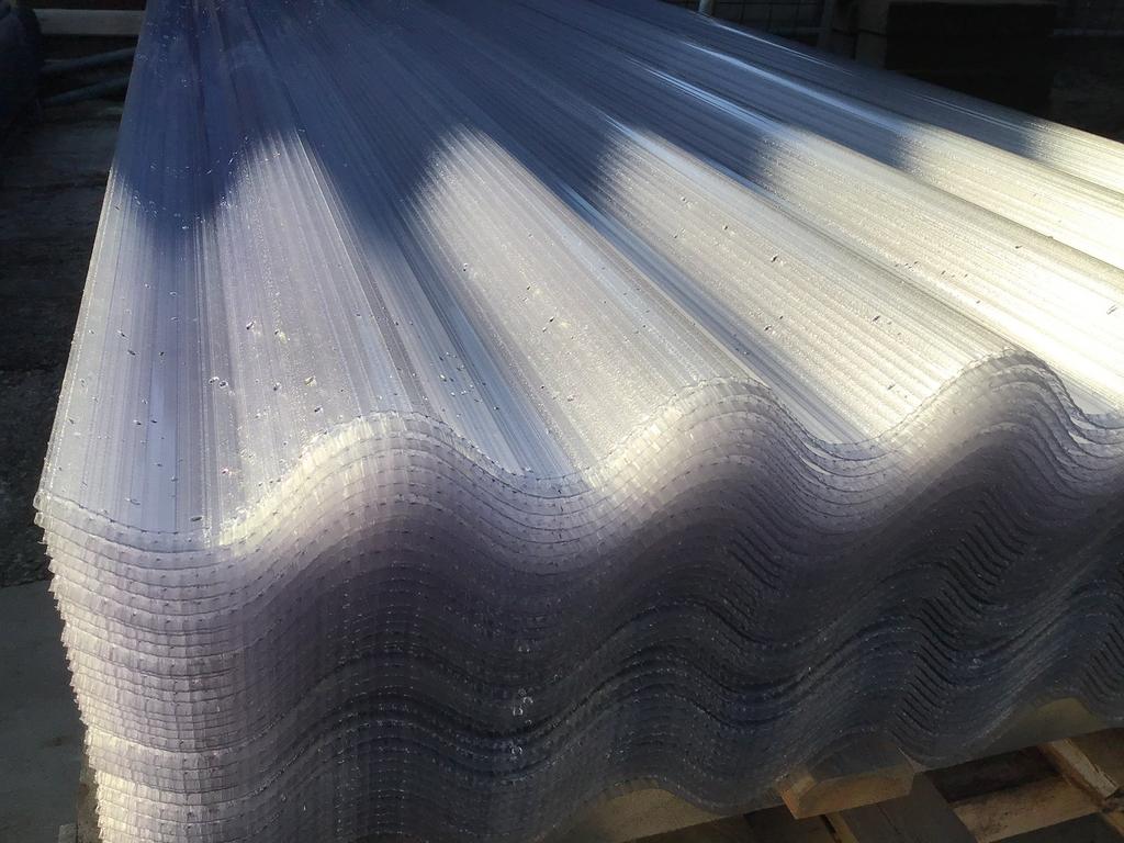 Doorzichtige golfplaten polycarbonaat drie wandig nieuw, Doe-het-zelf en Verbouw, Dakpannen en Dakbedekking, Kunststof, Polyonda.nl
