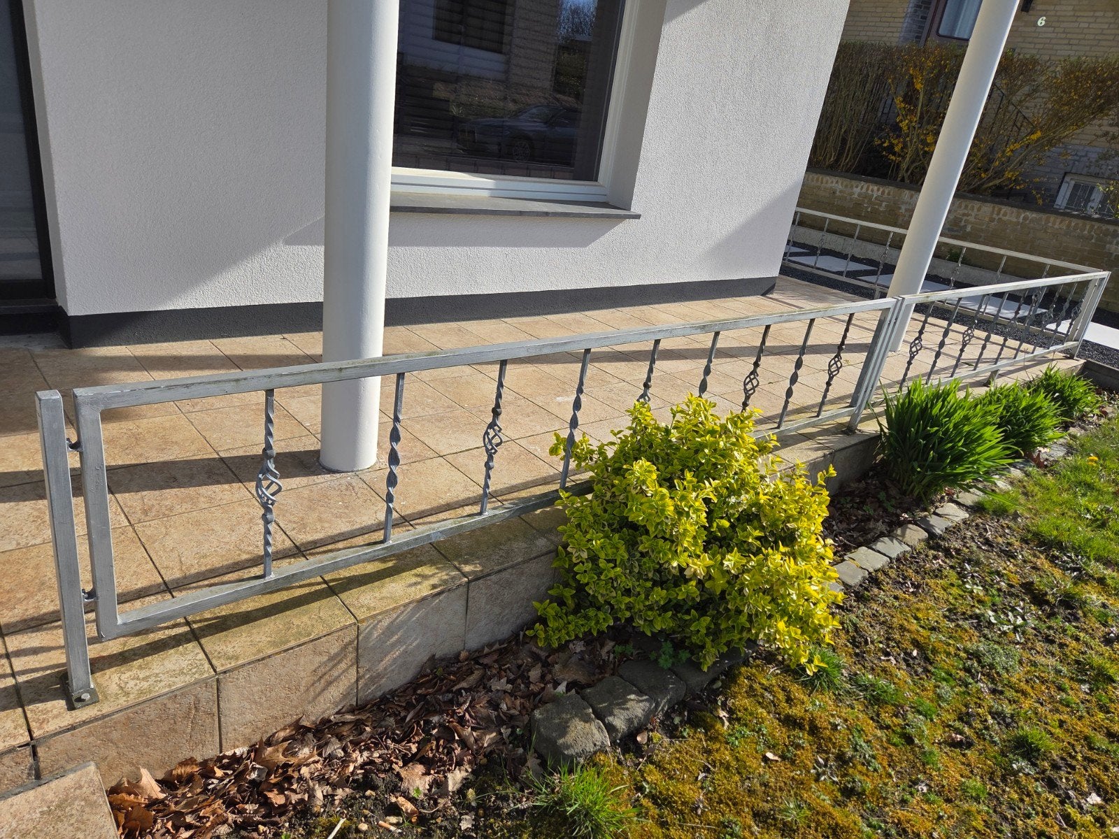 Gegalvaniseerde metalen balustrade/hekwerk met hoek, Ophalen of Verzenden, Gebruikt, IJzer, Sierhekwerk