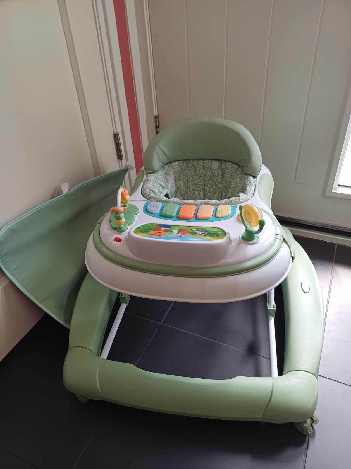 loopstoel topmark zeer netjes, Kinderen en Baby's, Speelgoed | Babyspeelgoed, Ophalen, Zo goed als nieuw, Overige typen