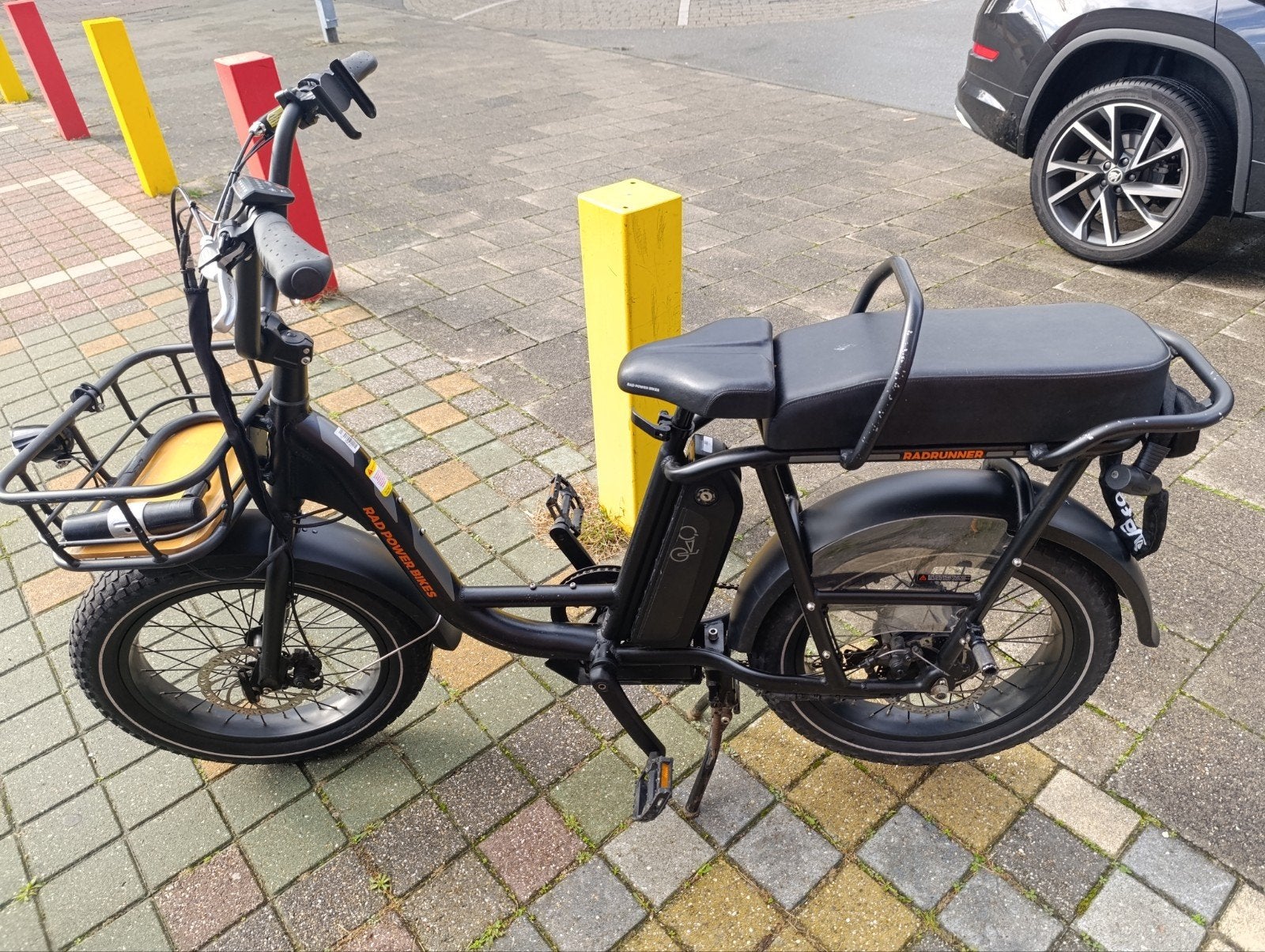 Rad Power Bikes RadRunner 2 E-bike met accessoires, Zo goed als nieuw, Minder dan 47 cm, 50 km per accu of meer, Ophalen