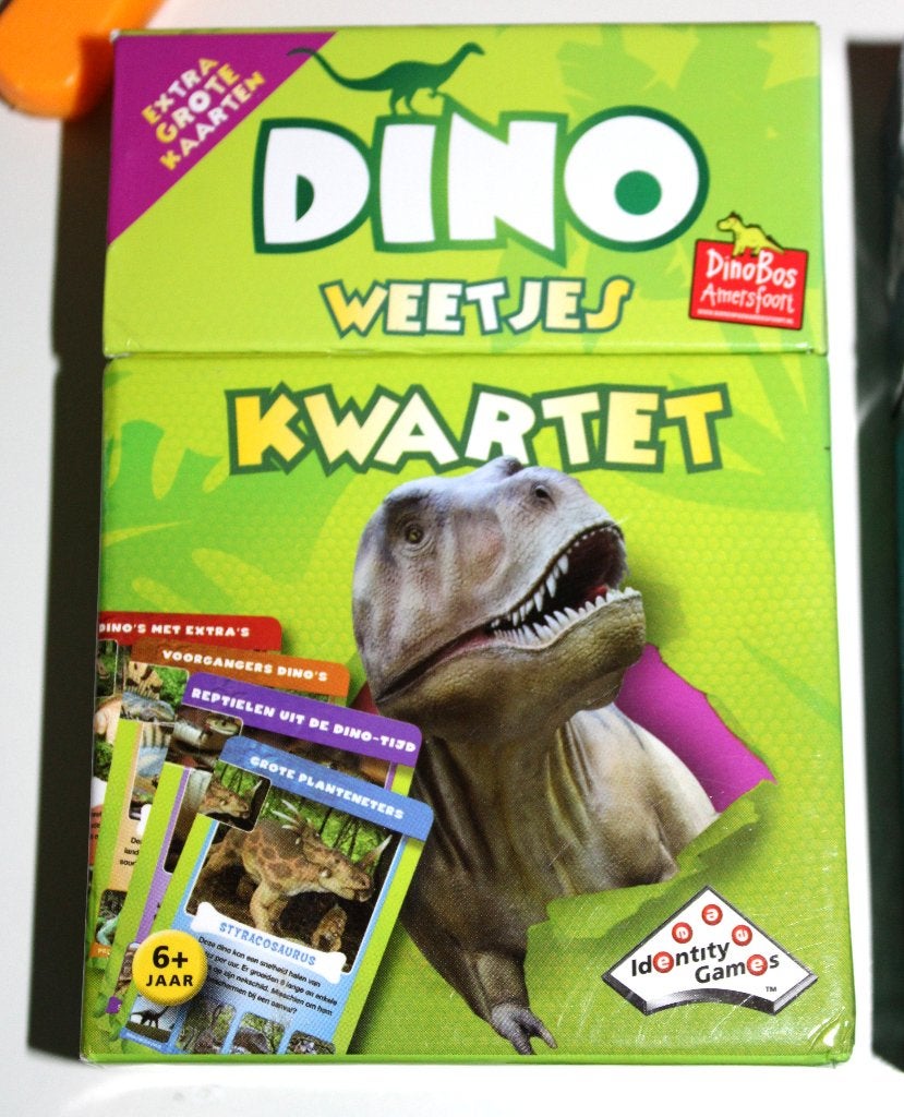 NIEUW Identity Games Dino Weetjes kwartet 2-4 spelers (6+), Een of twee spelers, Ophalen of Verzenden, Nieuw, Identity Games International BV