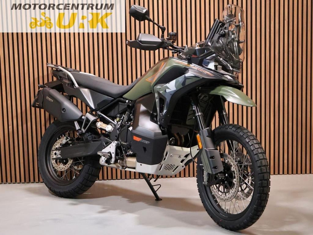 CFMOTO MT-X1000 (bj 2026), 4 cilinders, Motorrijbewijs A, Bedrijf, Onbekend