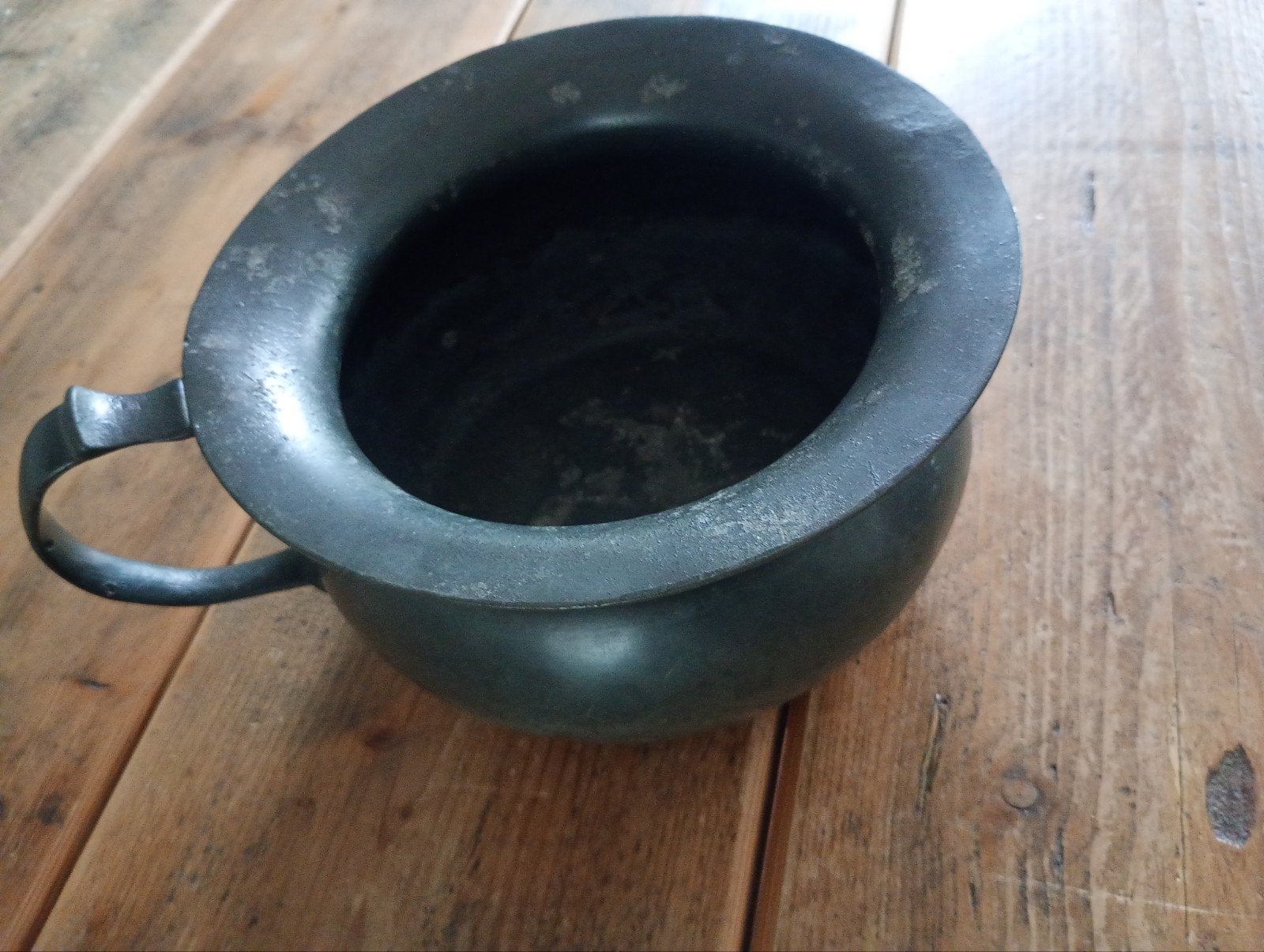 kamerpot / pispot tin 17e / 18e eeuw, Antiek en Kunst, Ophalen of Verzenden