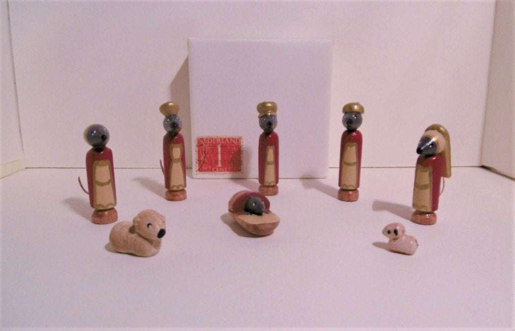 oud houten Duitse kerst stal muizen miniatuur poppenhuis pop, Verzenden