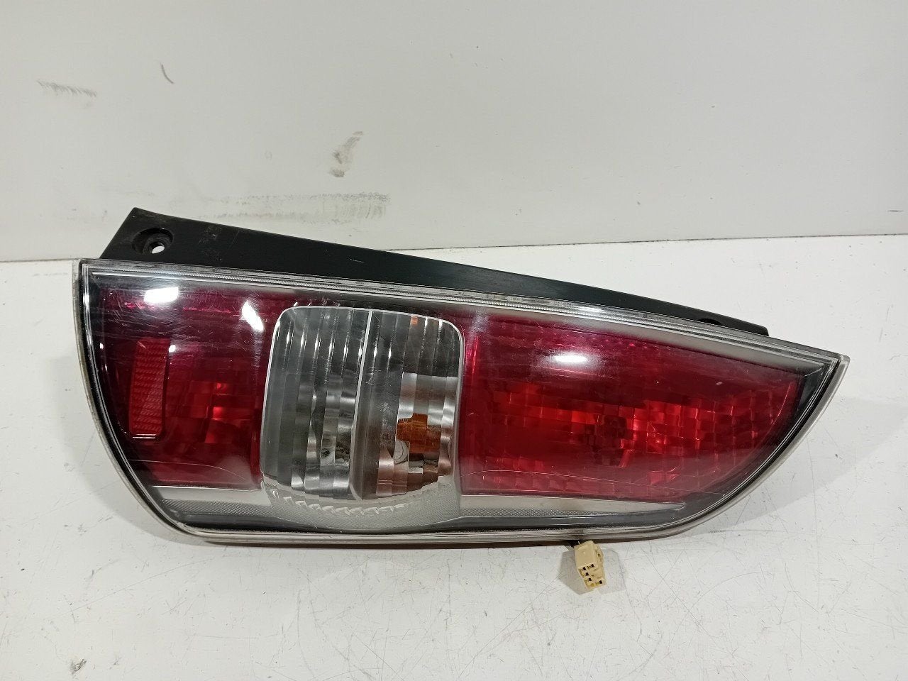 Achterlicht carrosserie rechts Daihatsu Sirion, Onderdelen@venauto.nl, Van der Ven Autorecycling B.V., Gebruikt, Daihatsu