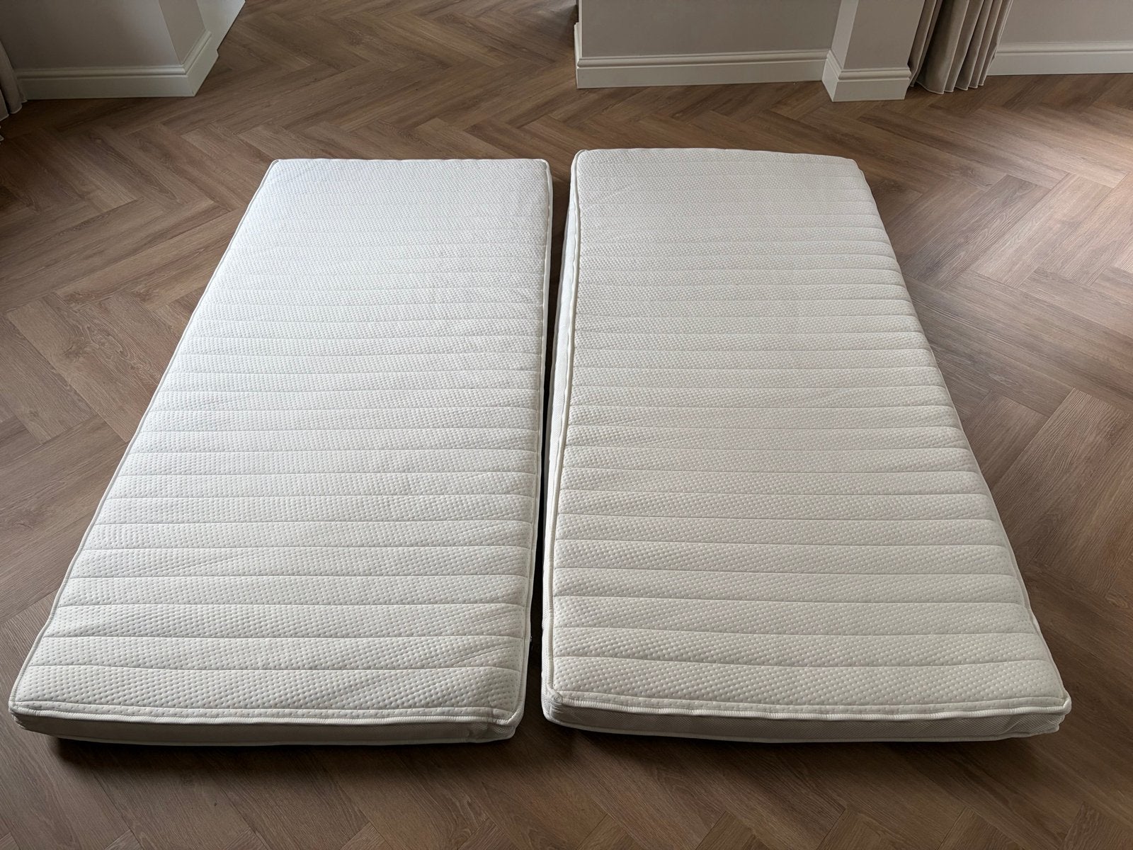 2x Swissflex Matras Topper Modula Gel 90x200 cm, Ophalen, 90 cm, Eenpersoons, Zo goed als nieuw