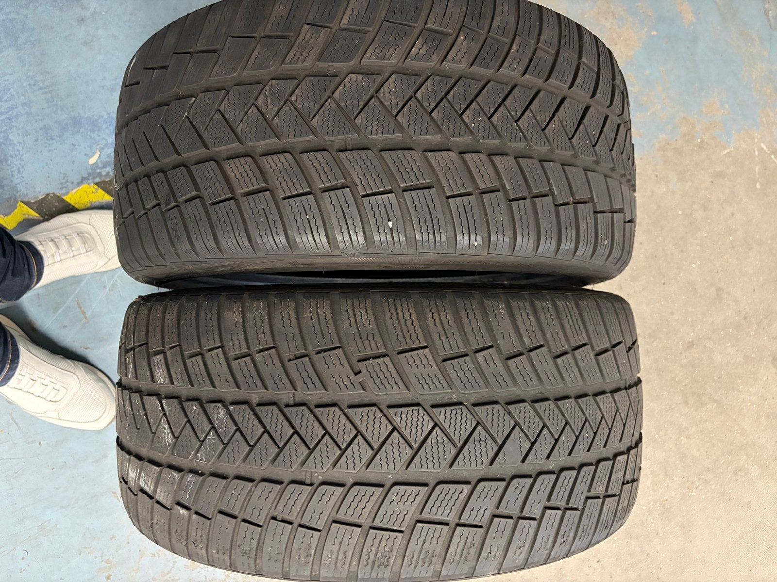 2 Vredestein Wintrac 245/35/19 4,5 mm, Auto-onderdelen, 19 inch, Band(en), 225 mm, Winterbanden