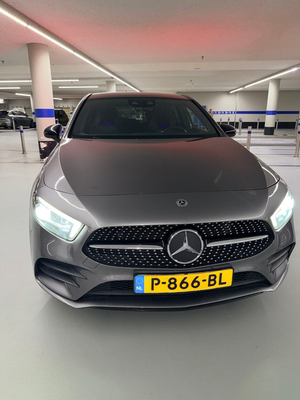 Mercedes-Benz A200 AMG Premium Plus, Auto's, 15 km/l, 163 pk, Particulier, 1275 kg