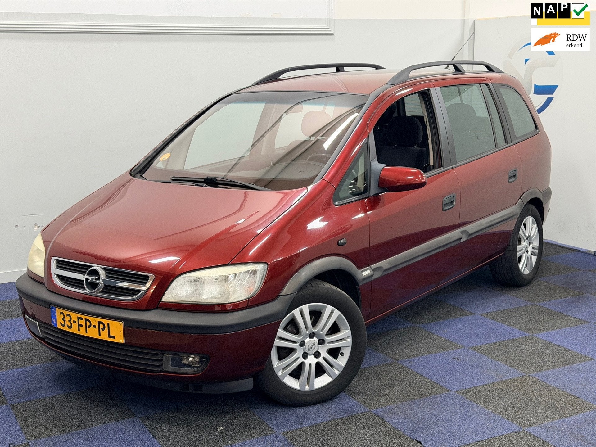 Opel Zafira 1.8-16V Elegance / AUTOMAAT / 7 PERS / NETTE AUT, Gebruikt, 4 cilinders, Zafira, 500 kg