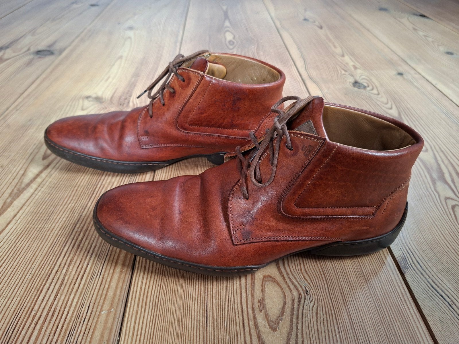 Cognacbruine "Floris van Bommel" heren schoenen. Mt.8/42., Kleding | Heren, Schoenen, Bruin, Floris van Bommel, Ophalen of Verzenden