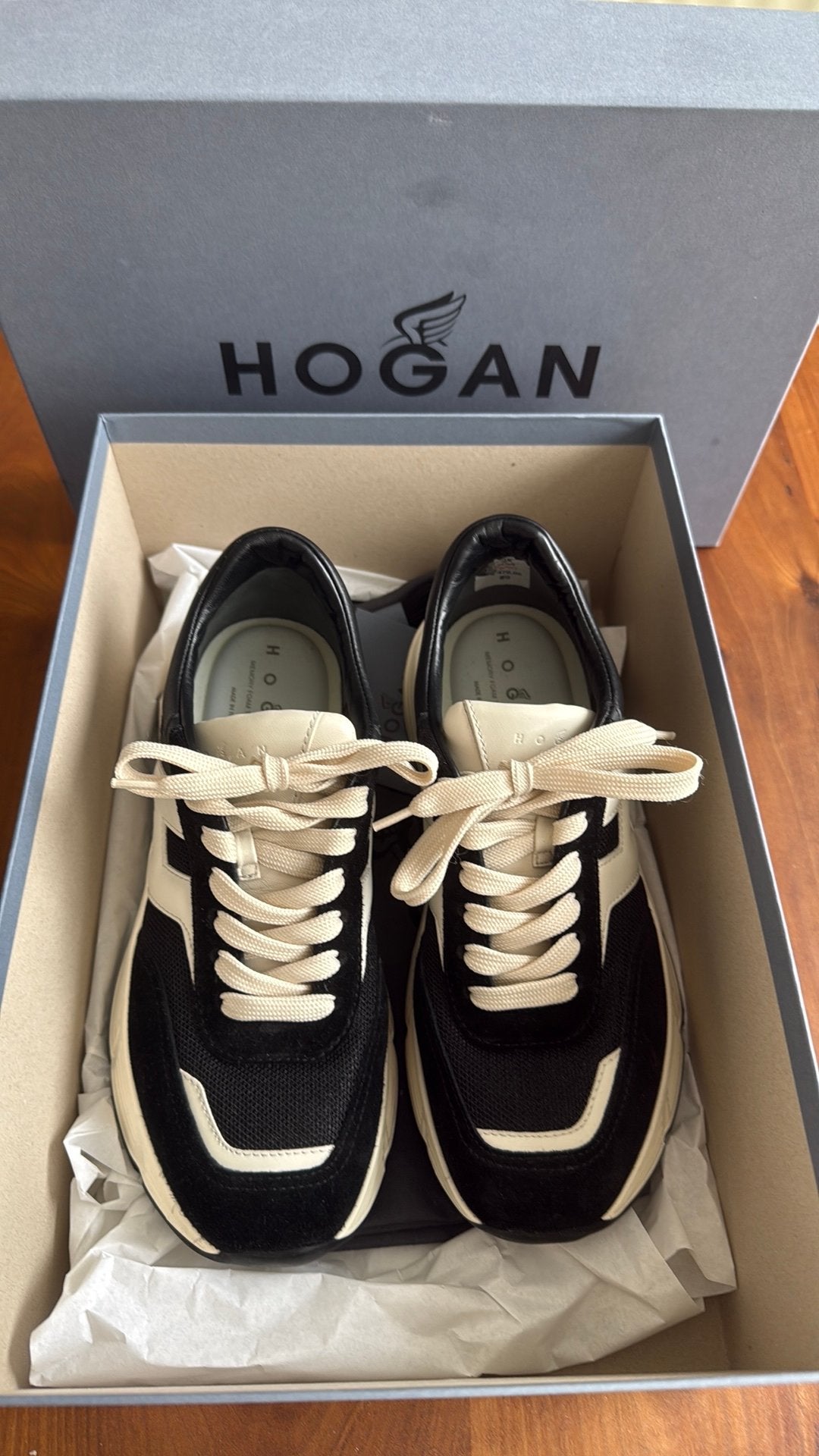 Hogan Black Offwhite sneakers Maat 38 Nieuw, Kleding | Dames, Schoenen, Zwart, Nieuw, Ophalen of Verzenden, Sneakers of Gympen