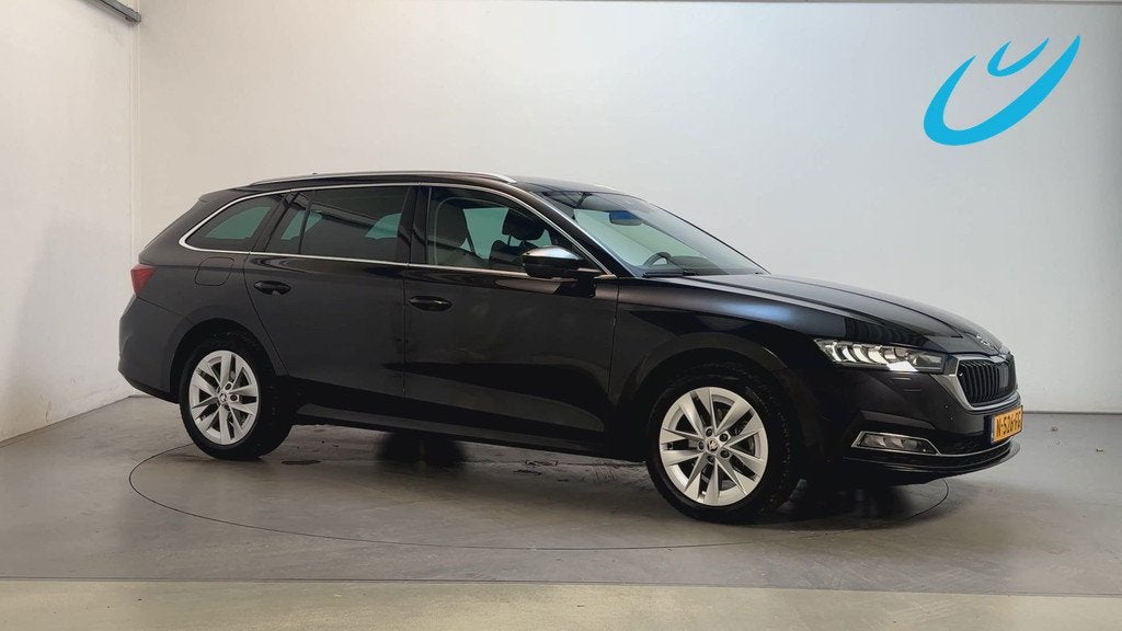 Skoda Octavia Combi 1.0 e-TSI DSG Business Edition Plus Came, Auto's, Skoda, Stof, Gebruikt, Met garantie (alle), Zwart