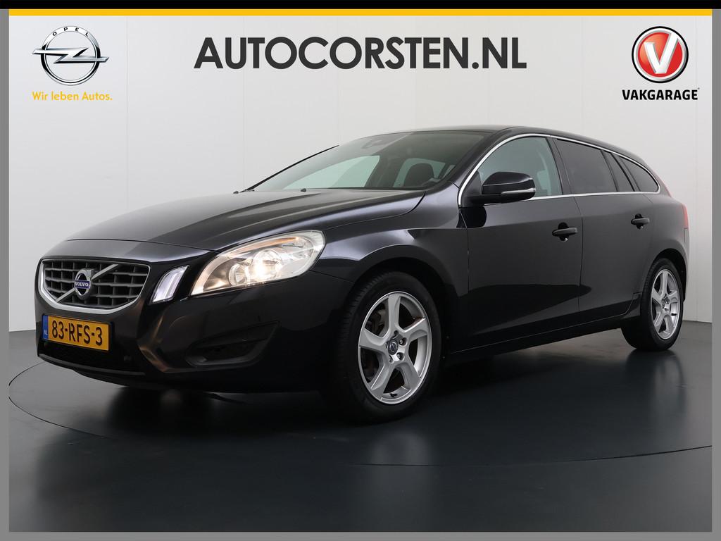 Volvo V60 2.0T 200PK Momentum Trekhaak Navi Ecc Cruise Contr, Auto's, Voorwielaandrijving, Euro 5, Zwart, 4 cilinders