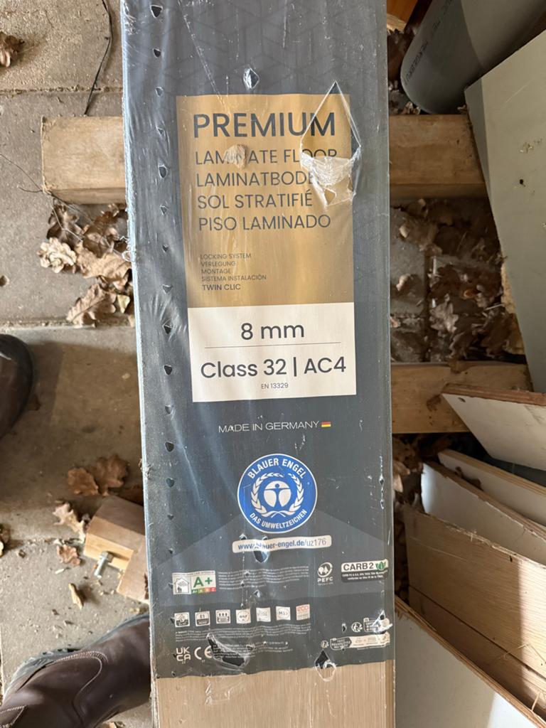 Premium Laminaat Vloer 8mm Klasse 32 AC4 - Nieuw, Ophalen, Zo goed als nieuw, 10 m² of meer, 10 tot 30 cm