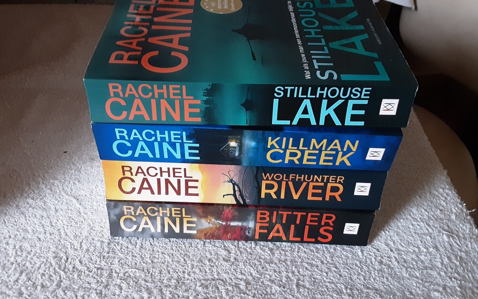 Rachel Caine Stillhouse Lake Serie (4 boeken), Ophalen of Verzenden, Gelezen, Rachel Caine, Amerika