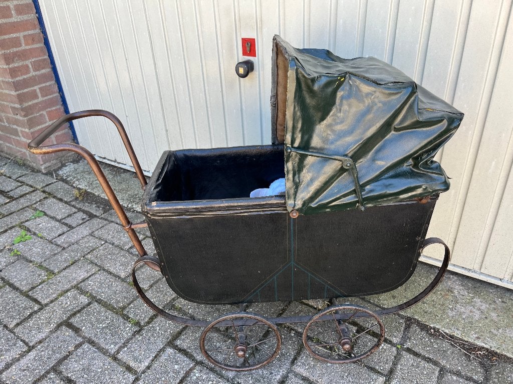 Antieke Poppenwagen, Ophalen of Verzenden