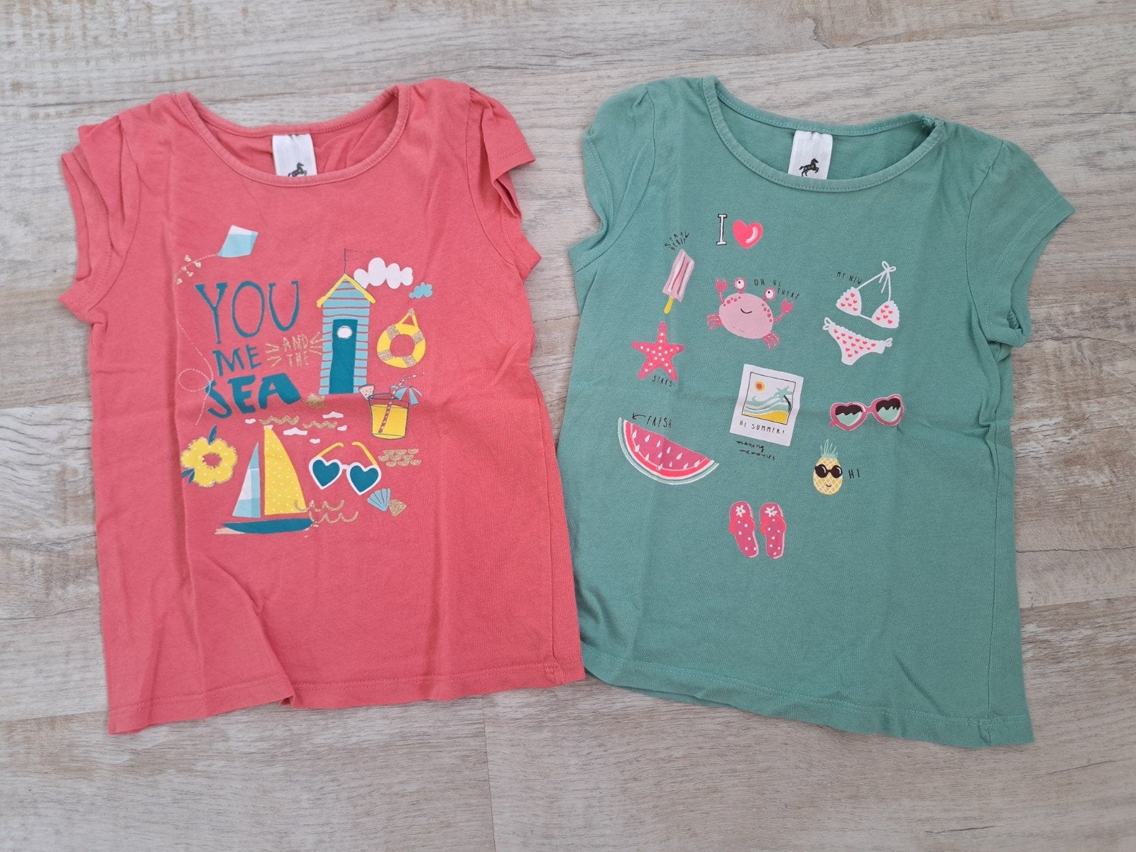 2 Palomino T-shirts maat 110 - Zomerse prints, Meisje, Palomino (C&A), Ophalen of Verzenden, Zo goed als nieuw