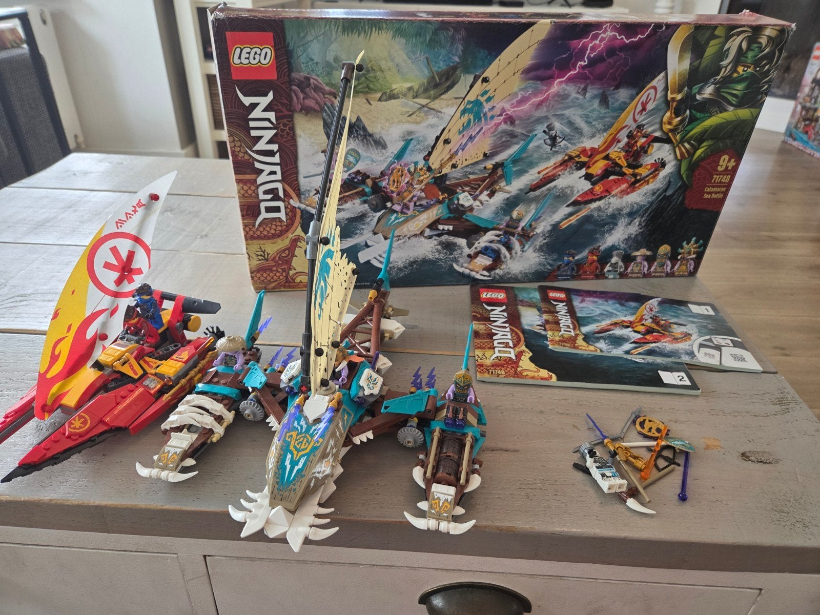 LEGO Ninjago 71748 Catamaran Sea Battle compleet met doos, Compleet, Lego, Ophalen of Verzenden, Zo goed als nieuw