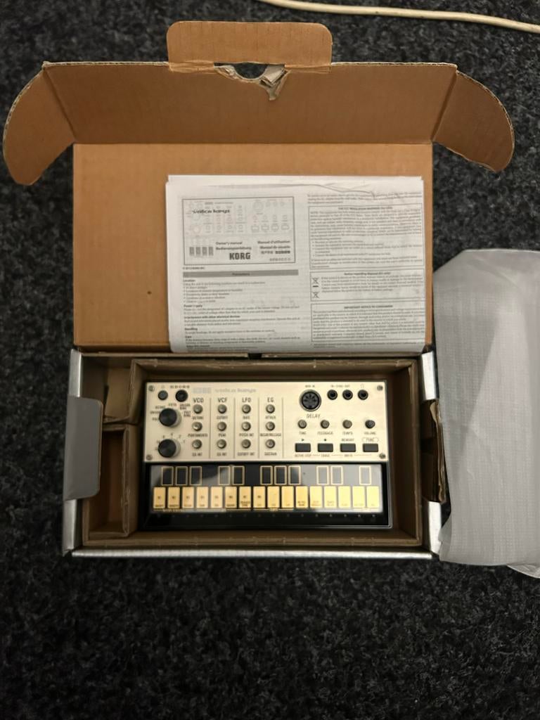 Korg Volca Keys Analoge Synthesizer, Muziek en Instrumenten, Synthesizers, Zo goed als nieuw, Overige aantallen, Korg, Met midi-aansluiting