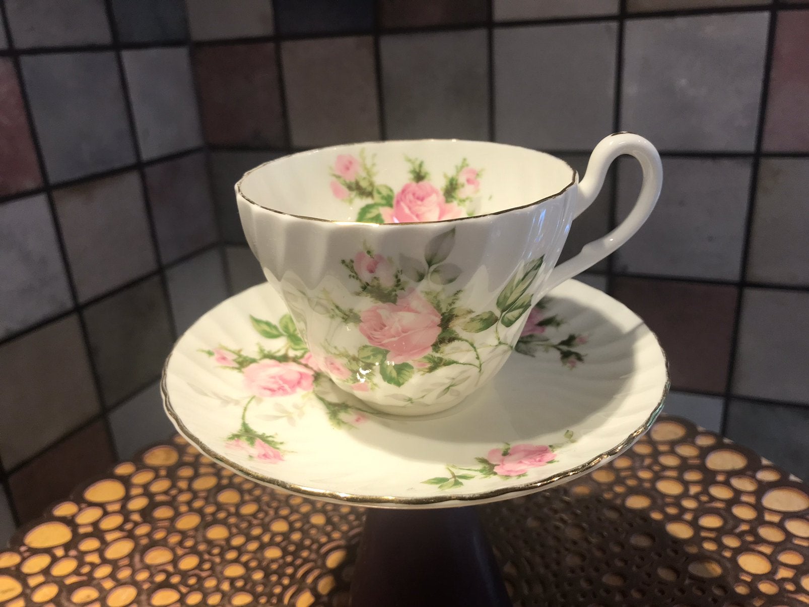 Heathcote,bone China,England,kop en schotel, Antiek en Kunst, Antiek | Servies los, Ophalen of Verzenden