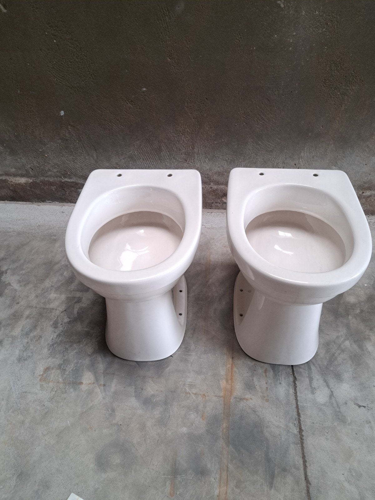 8x Nieuw staande SPHINX vlakspoel wc
96pk Pergamon, Doe-het-zelf en Verbouw, Sanitair, Ophalen, Steen, ., Nieuw