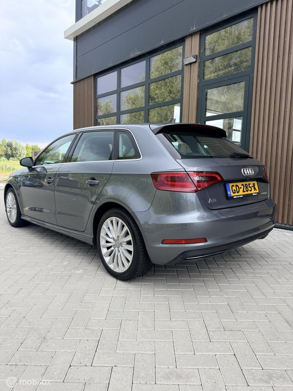Audi A3 Sportback 1.4 e-tron Ambition DEALER/GARANTIE/NAP, Auto's, Dealer onderhouden, Stof, Gebruikt, Euro 6