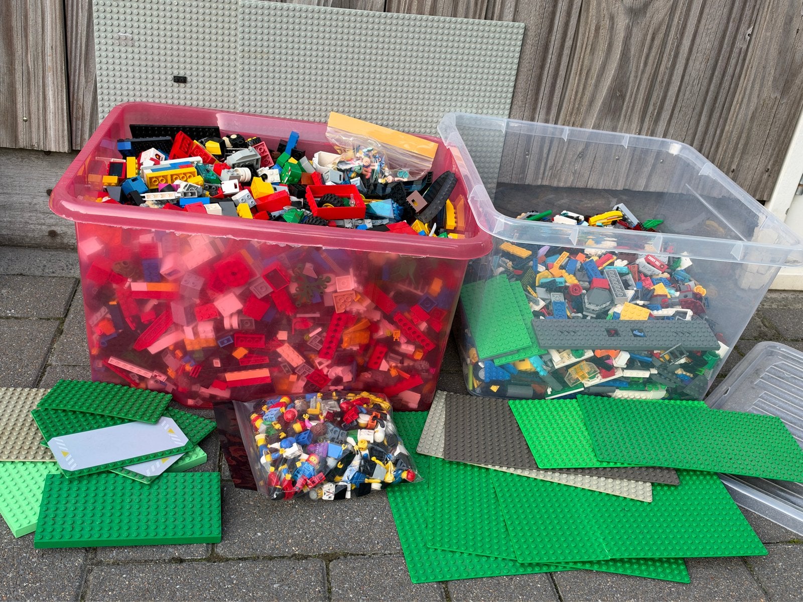 Grote partij originele LEGO met grondplaten en poppetjes, Gebruikt, Inclusief extra onderdelen, Lego, Ophalen of Verzenden