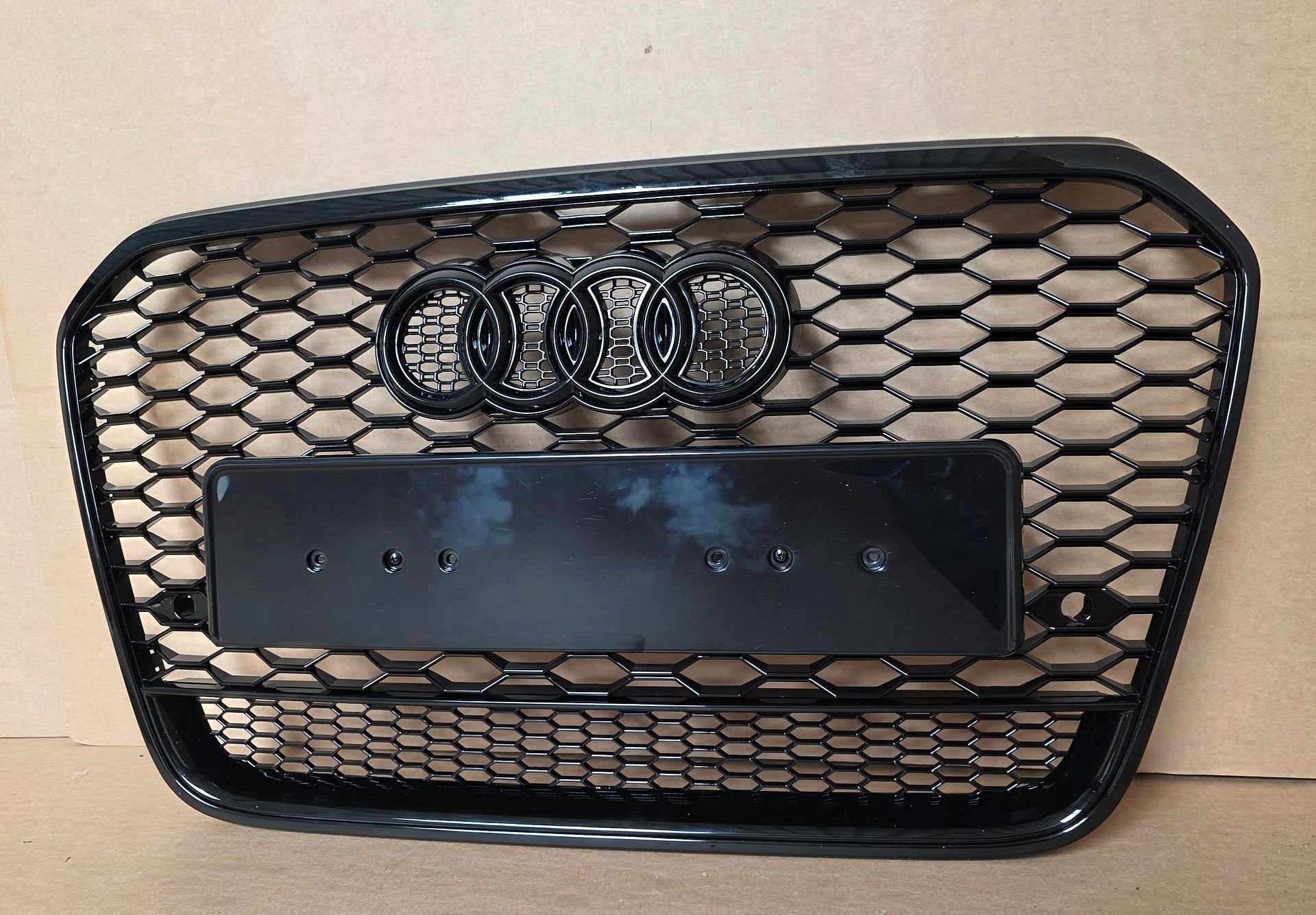 Grill AUDI A6 C7 4G RS LOOK GRILLE RS6 bj.2011-2014 NIEUW, Auto-onderdelen, Carrosserie en Plaatwerk, -, Voor, Nieuw, Ophalen of Verzenden