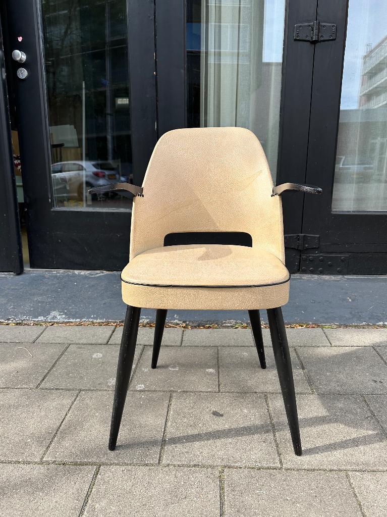 Thonet stoel, antieke vintage stoel jaren 60