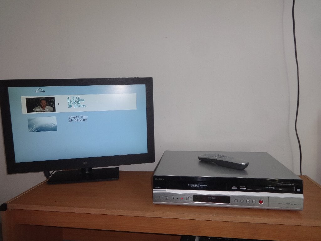 Philips DVDR3430V/31 DVD recorder/6-Head Hifi Stereo VHS, Ophalen of Verzenden, Zo goed als nieuw, VHS-speler of -recorder