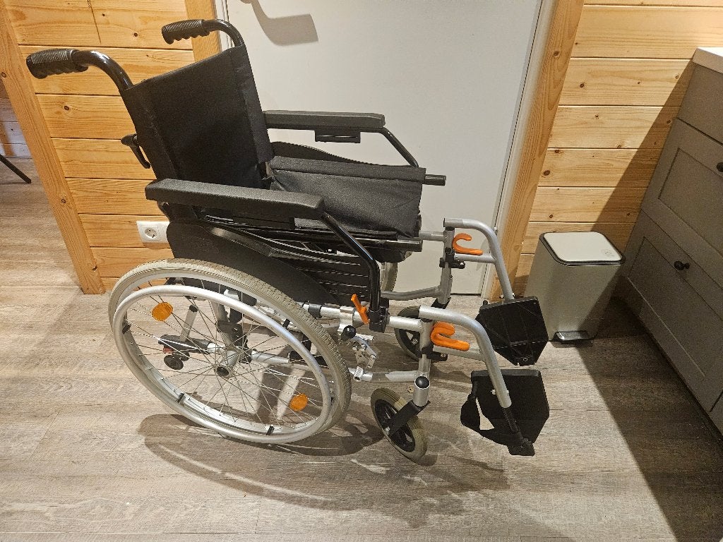 Excel rolstoel lichtgewicht, Ophalen, Inklapbaar, Zo goed als nieuw, Duwrolstoel