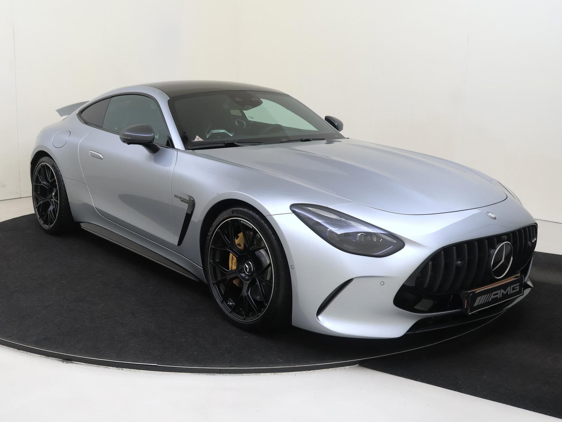 Mercedes-Benz AMG GT AMG 63 4MATIC+ / Premium Plus/ Panorama, Auto's, Mercedes-Benz, Automaat, Gebruikt, Automatische klimaatregeling