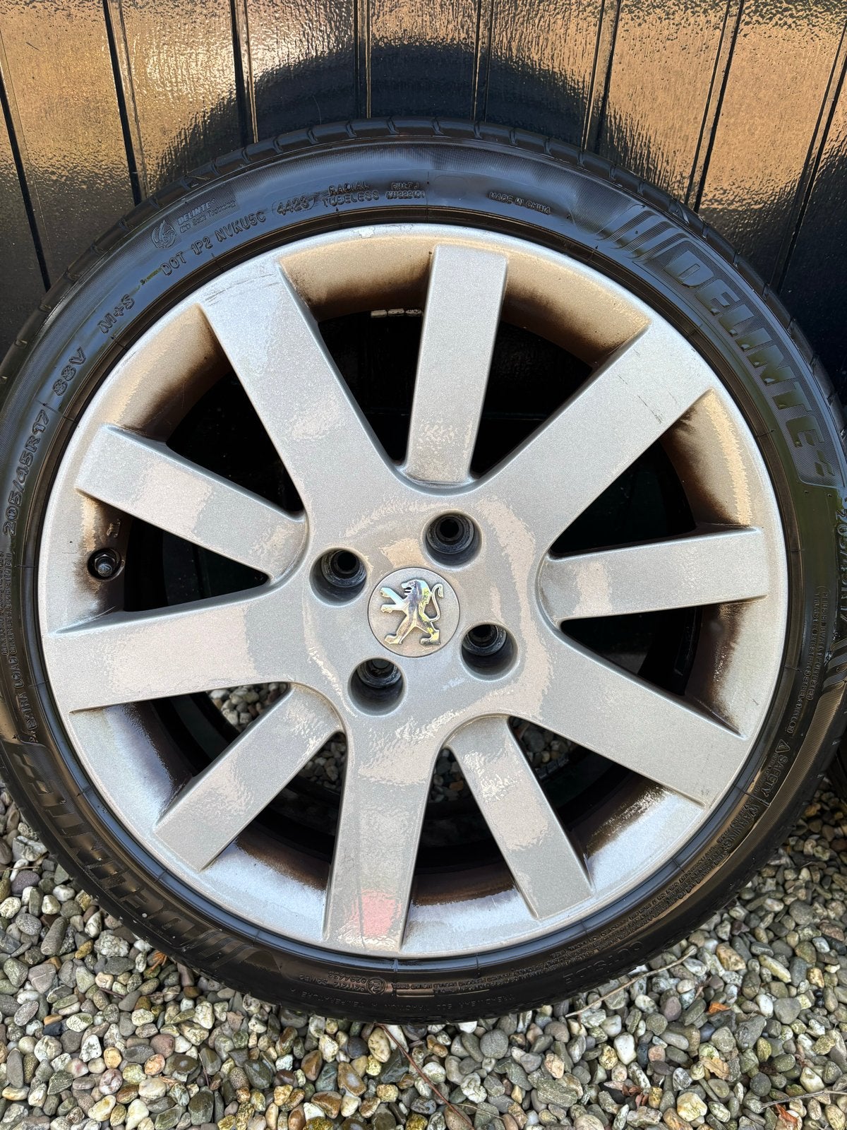 Peugeot 17 inch velgen, Ophalen