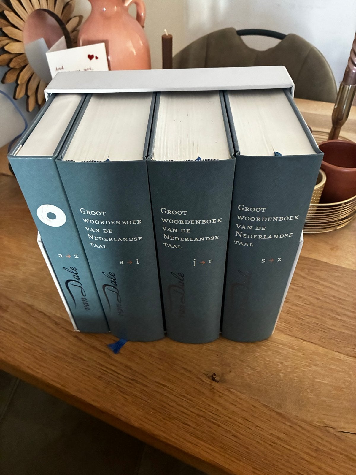 Woordenboek van de Nederlandse Taal (Van Dale), Boeken, Woordenboeken, Ophalen of Verzenden, Zo goed als nieuw, Van Dale, Nederlands