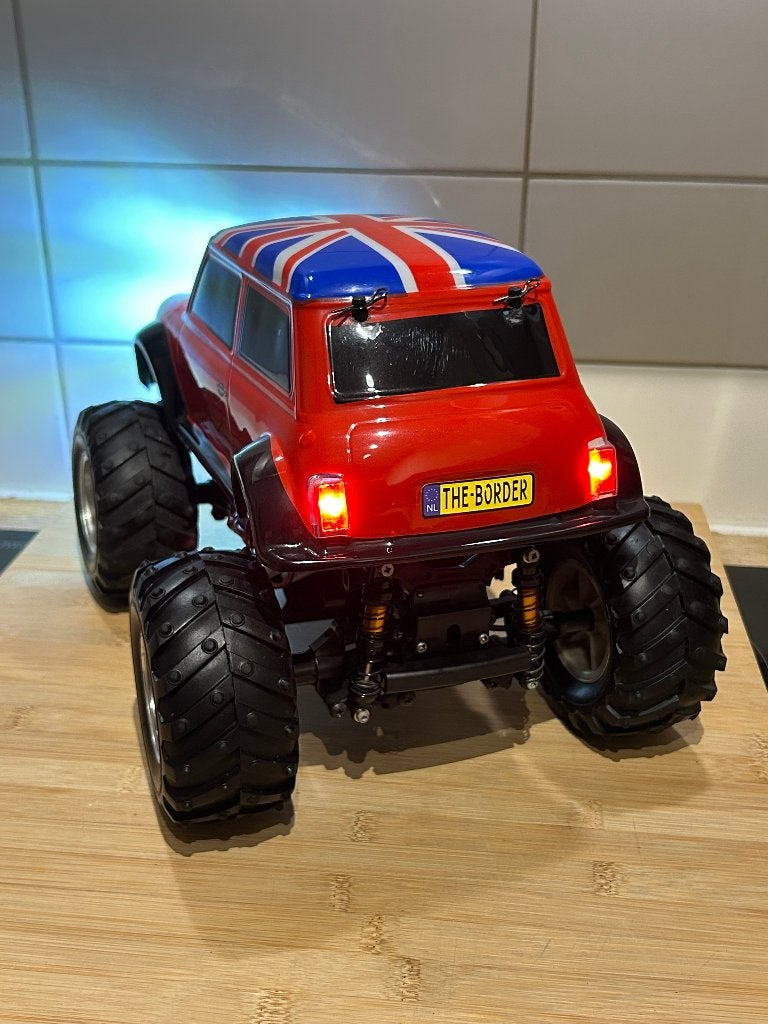 Mini Cooper Monster Truck + verlichting | Tamiya M04 chassis, Hobby en Vrije tijd, Modelbouw | Radiografisch | Auto's, Elektro