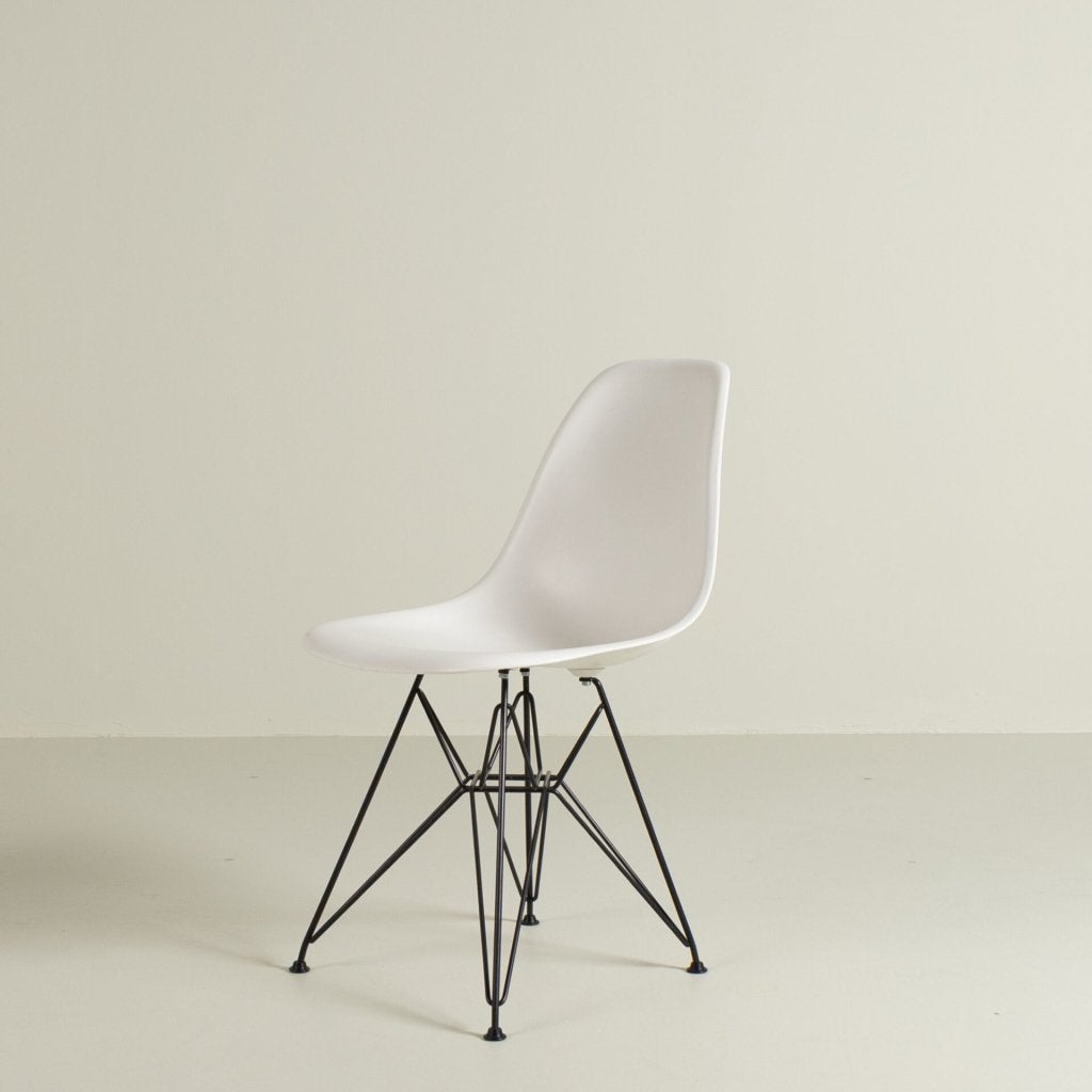 Vitra DSR Stoel Wit Kunststof - Zwart, Huis en Inrichting, Vitra, Gebruikt, Niet ingevuld, Niet ingevuld