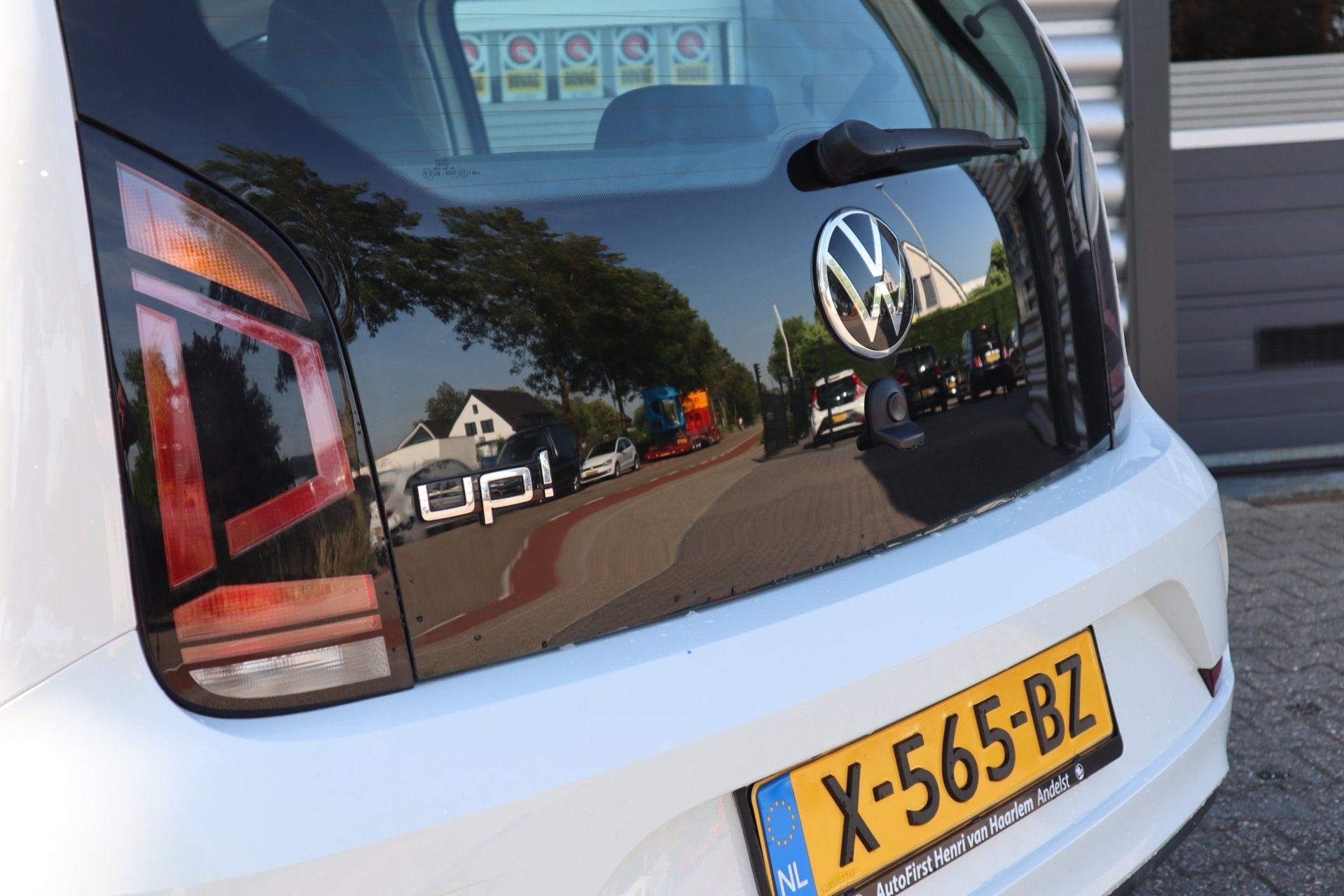 Volkswagen Up! 1.0, Stof, Gebruikt, 4 stoelen, Origineel Nederlands