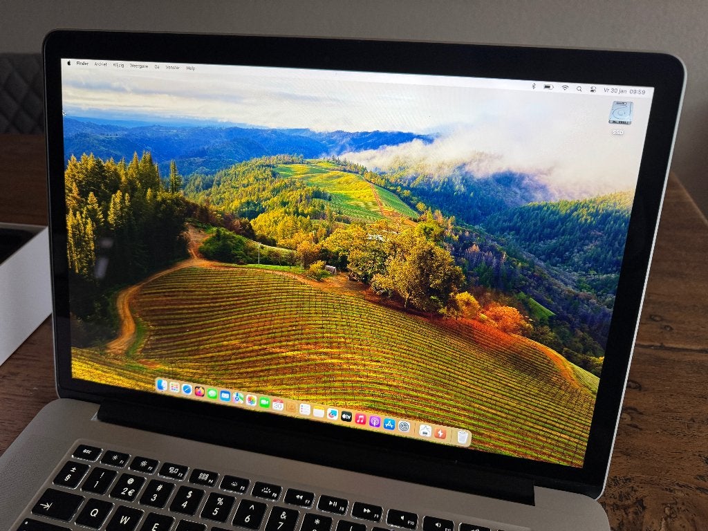 Gevraagd : Scherm MacBook Pro 15 " A1398 / 2015, Computers en Software, Apple Macbooks, MacBook Pro, Gebruikt, Minder dan 4 GB