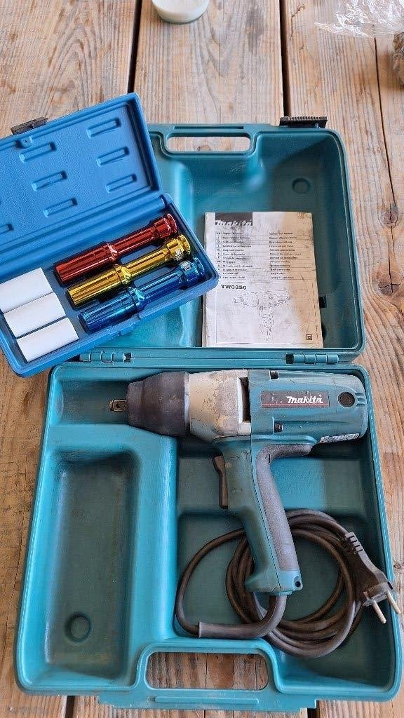 Makita TW0350 Slagmoersleutel met NIEUWE doppenset!, ., Ophalen of Verzenden, Zo goed als nieuw, .