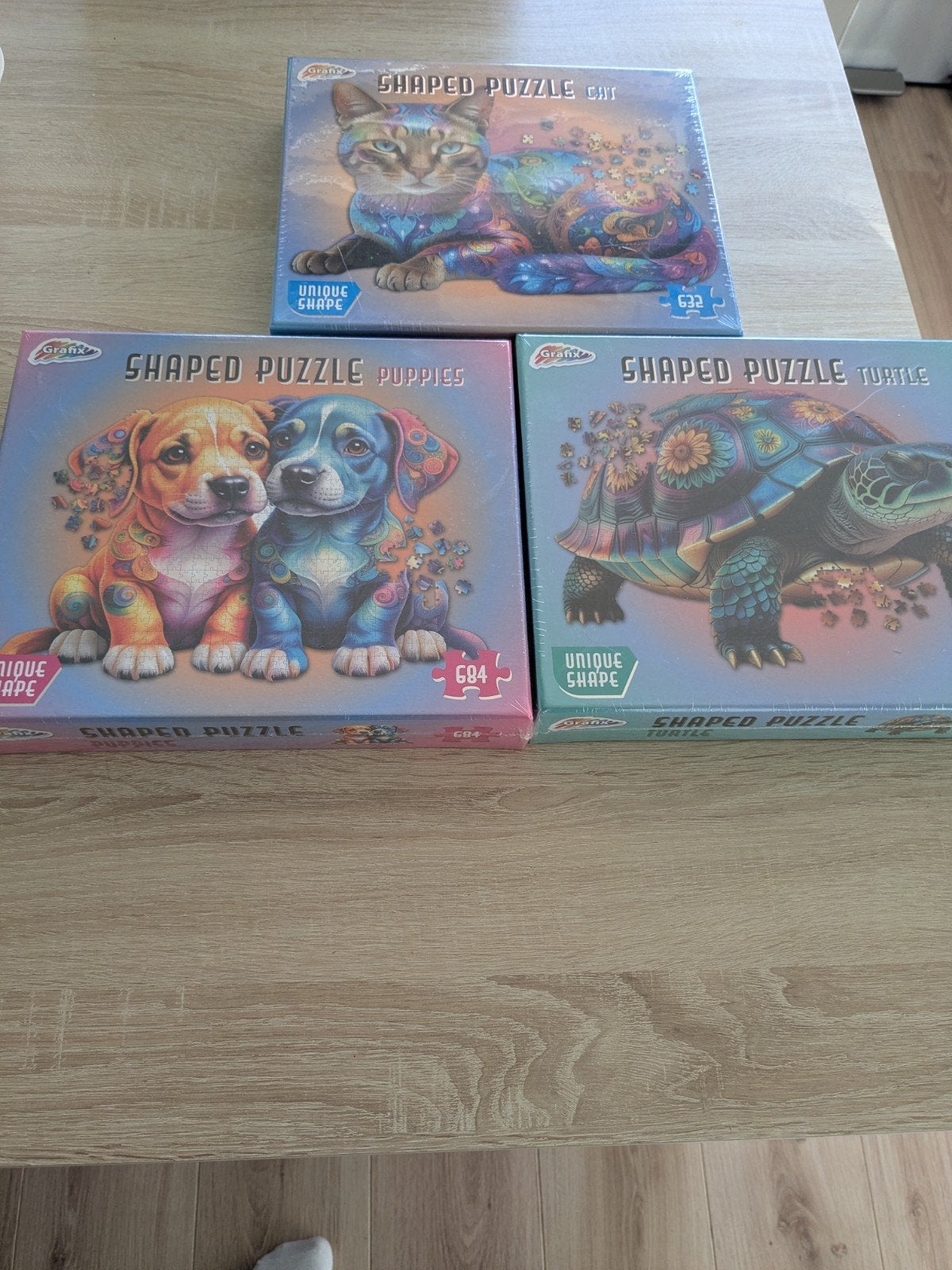 3 Nieuwe Shaped Puzzels: Kat, Puppy's en Schildpad, Ophalen of Verzenden, 500 t/m 1500 stukjes, Nieuw, Legpuzzel