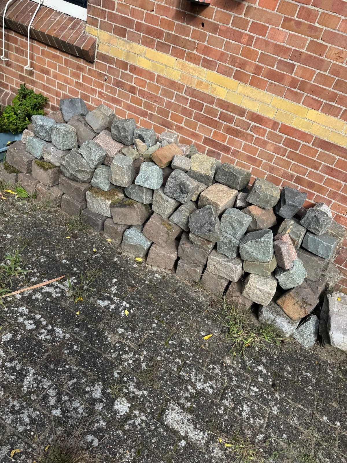 Gebruikte natuurstenen keien voor tuin of oprit, Tuin en Terras, Ophalen, Gebruikt, Graniet, Kei
