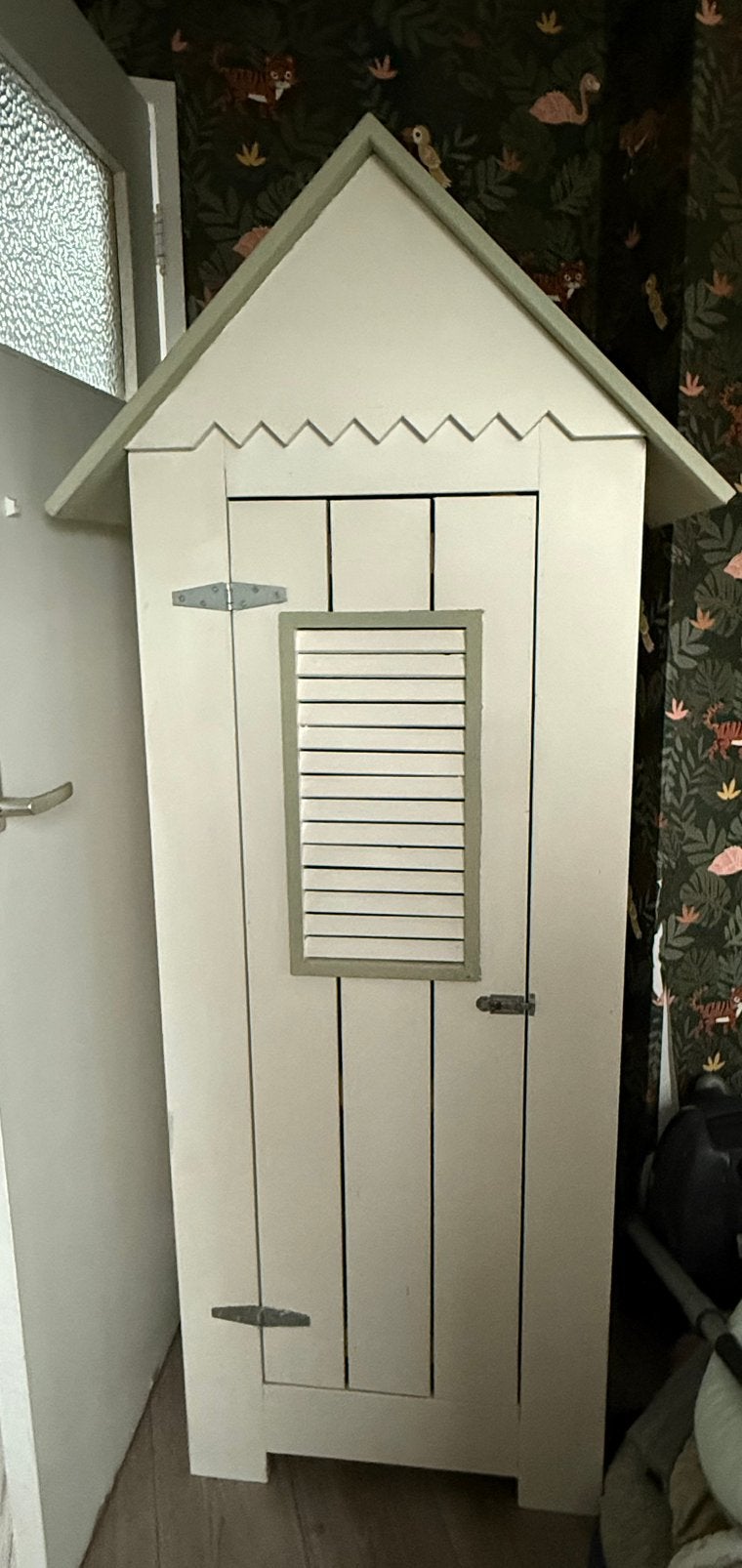 Kinderkledingkast strandhuisje, Ophalen, 50 tot 70 cm, 105 cm of meer, Zo goed als nieuw
