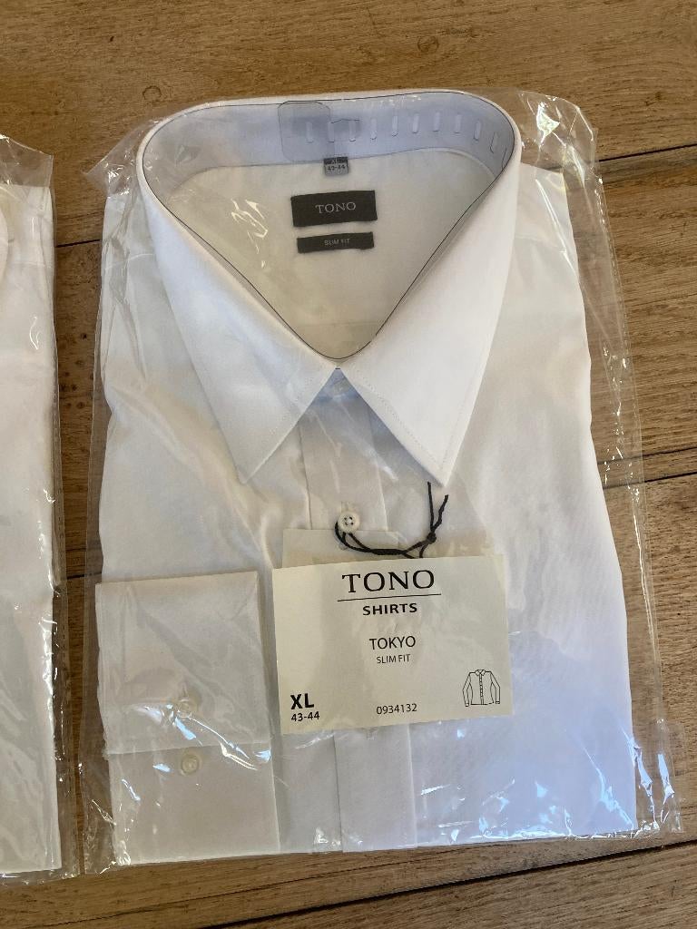 Drie Tono overhemden wit maat XL, Ophalen of Verzenden, Nieuw, Wit, Halswijdte 43/44 (XL)