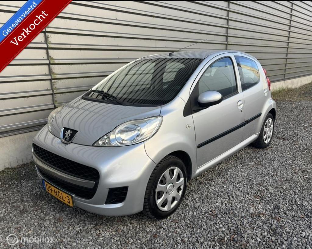 Peugeot 107 1.0-12V Urban Move|Airco|Elek Pakket|Nette Auto, Voorwielaandrijving, Gebruikt, 4 stoelen, 68 pk