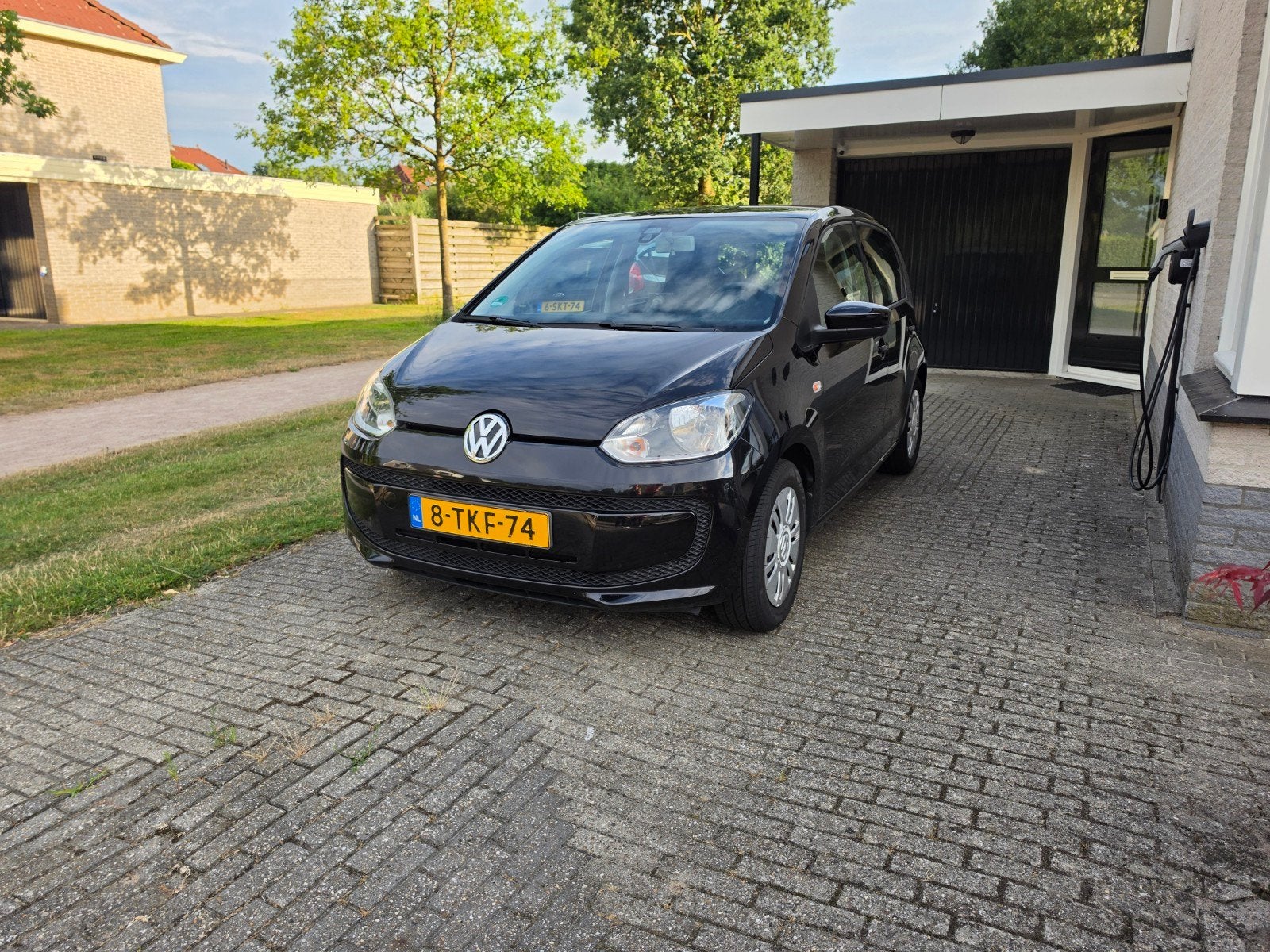 Volkswagen up! 1.0 44KW/60PK 5-DRS 2014 Zwart, Auto's, Voorwielaandrijving, Stof, Up!, 840 kg