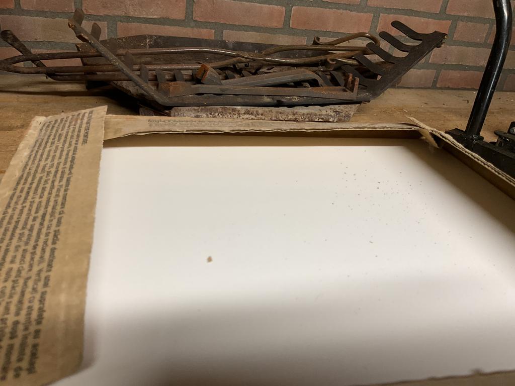 Gratis 25 witte badkamertegels 25x33, Doe-het-zelf en Verbouw, Tegels, Ophalen, 60 cm of meer, Nieuw, Minder dan 5 m²