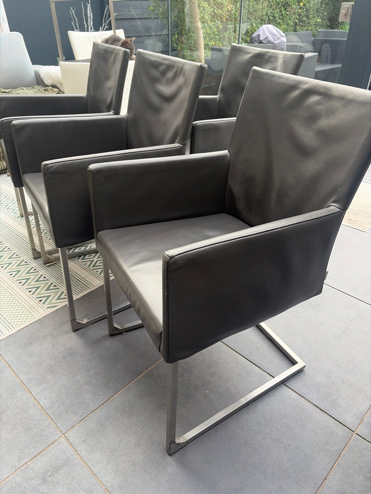 Set van 4 donkergrijze leren eetkamerstoelen Bert Plantagie, Ophalen, Gebruikt, Leer, Vier