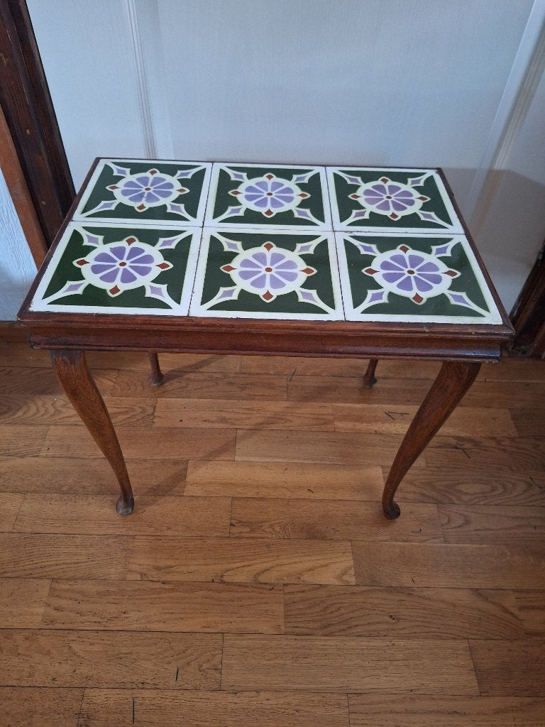 vintage tegeltafeltje ( bijzettafeltje ) 47x33 h45, Ophalen, Minder dan 45 cm, Minder dan 55 cm, Gebruikt